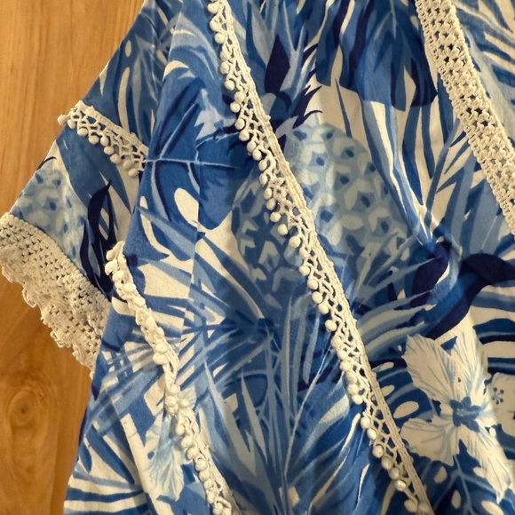 America & Beyond Tropical Dress with Lace and Pom Pom Trim Beach Summer Resort - Picture 5 of 12